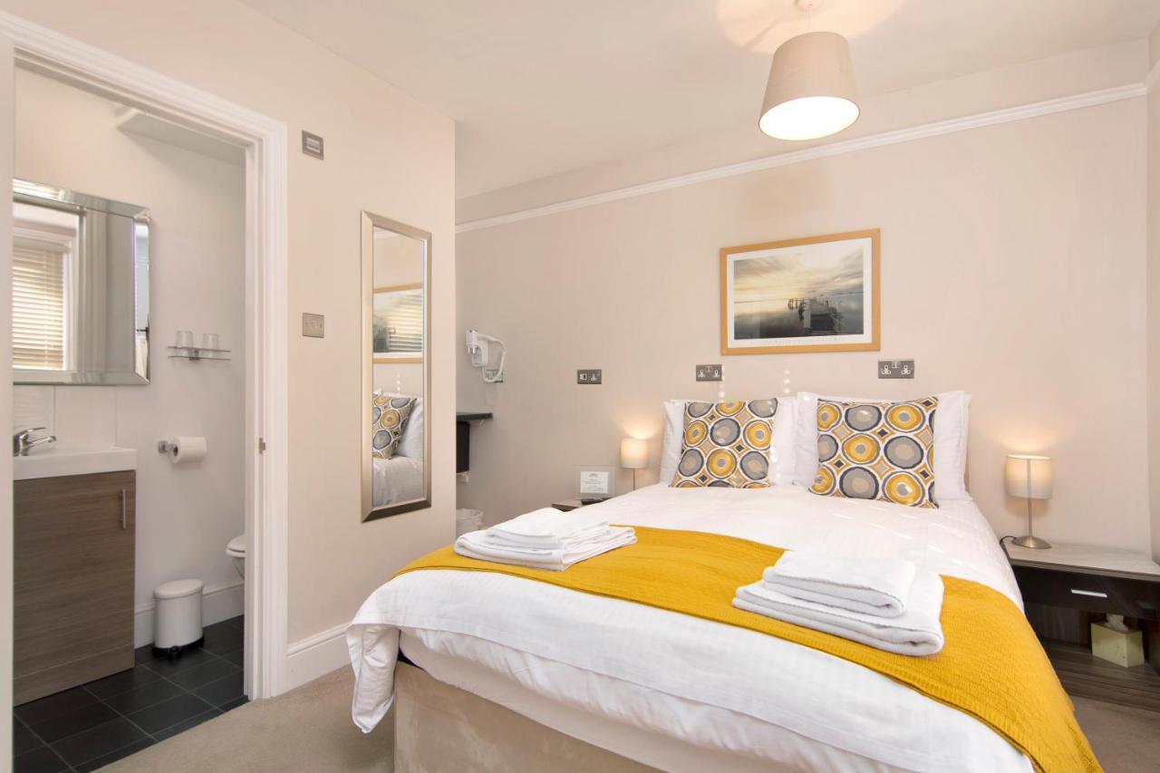 Redhouse 3* Salisbury
